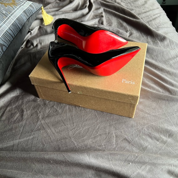 Christian Louboutin red bottoms - Picture 2 of 2
